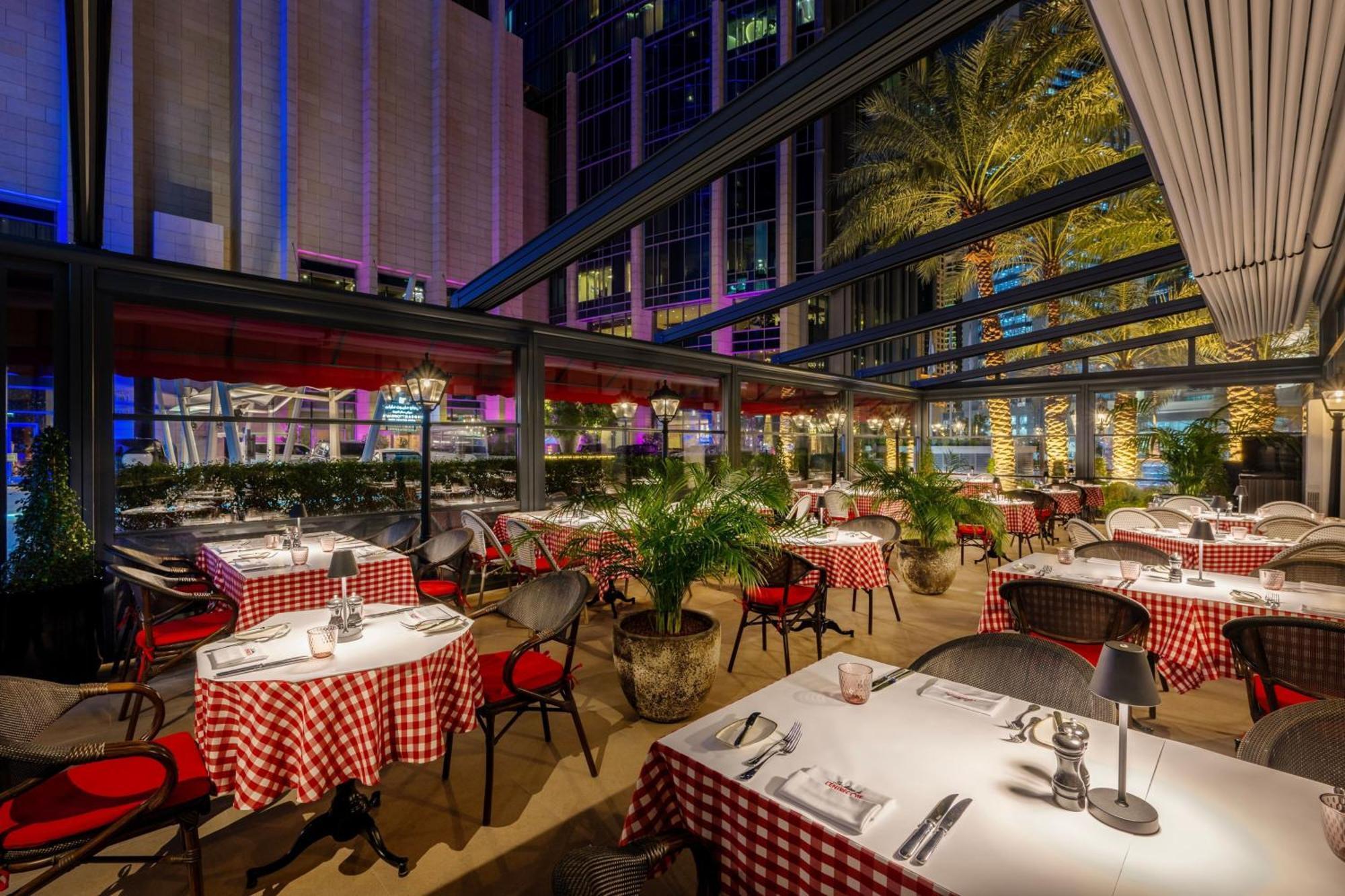 Le Meridien City Center Doha Exterior foto
